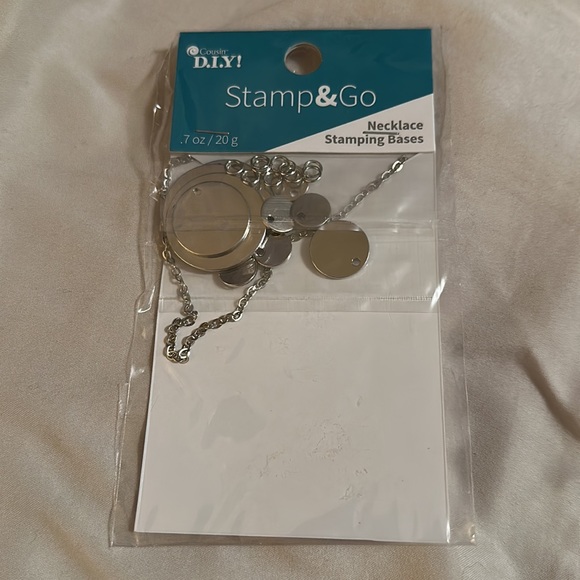 Stamp & Go - Picture 5 of 6